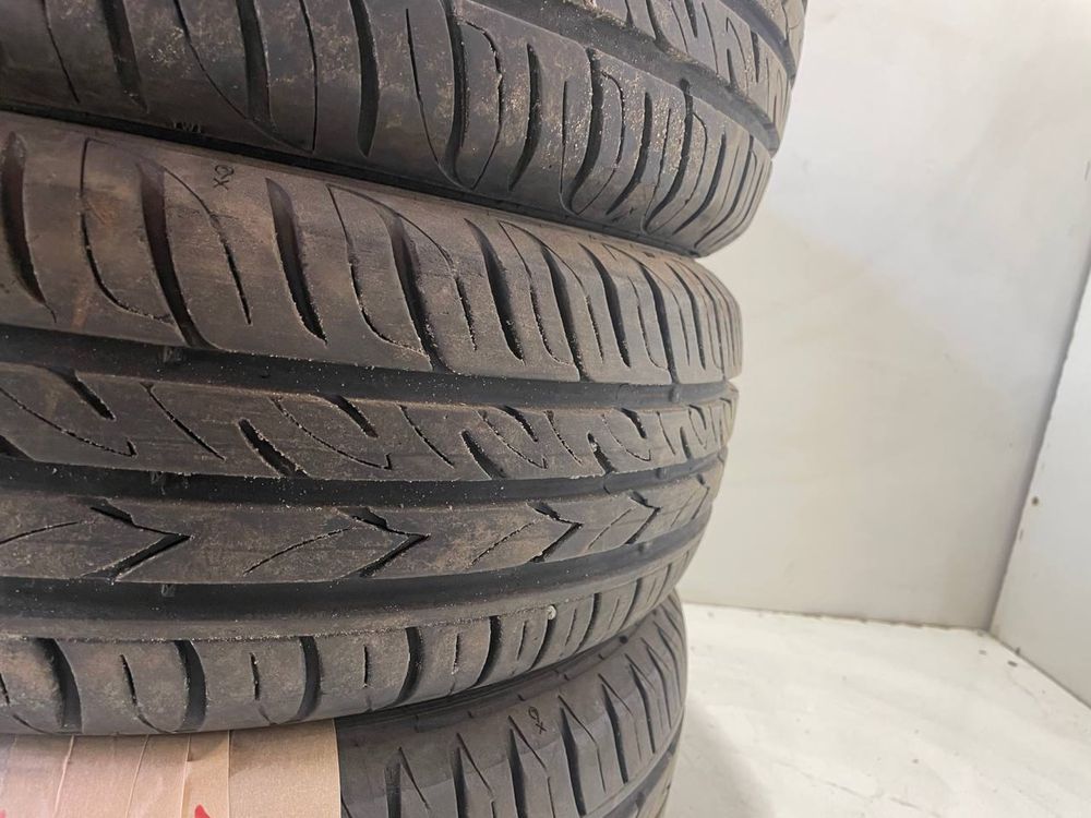 Резина Ultraspeed 2022 рік 185/60 r15 є 3 шт