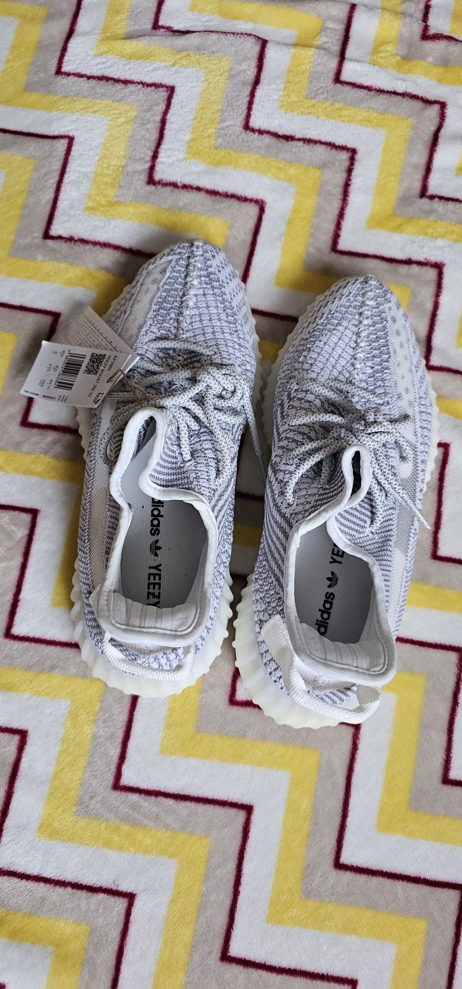 YEEZY Boost 350 v2 Static Non Reflective Rozmiar 42 2/3