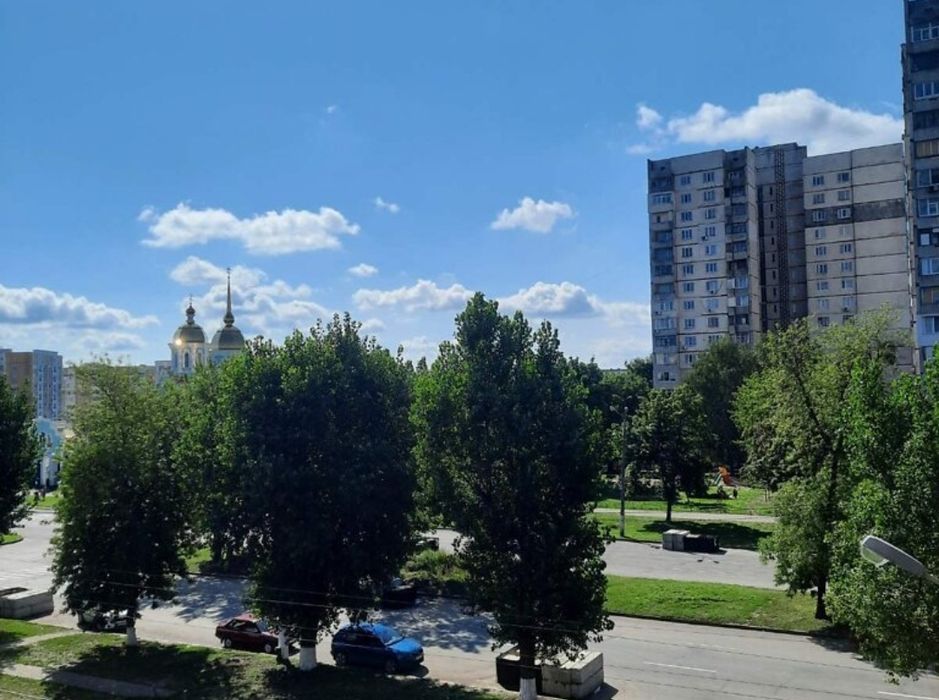 Срочная продажа 3-х комнатная,Медкомплекс.602 микрорайон.Є Відновлення