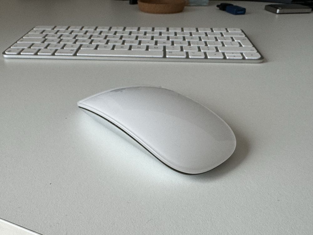 Apple Magic Mouse - A1296