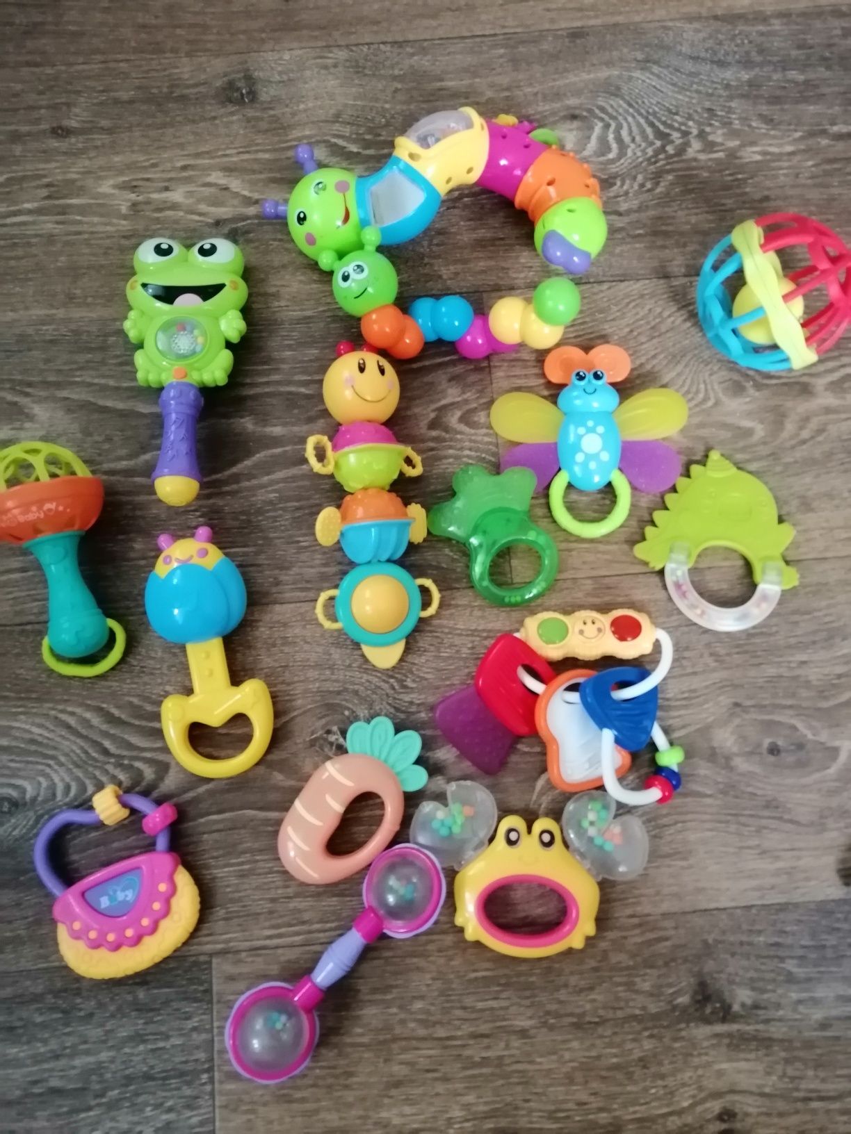 Іграшки для немовлят. Бряскальця іграшки на коляску.