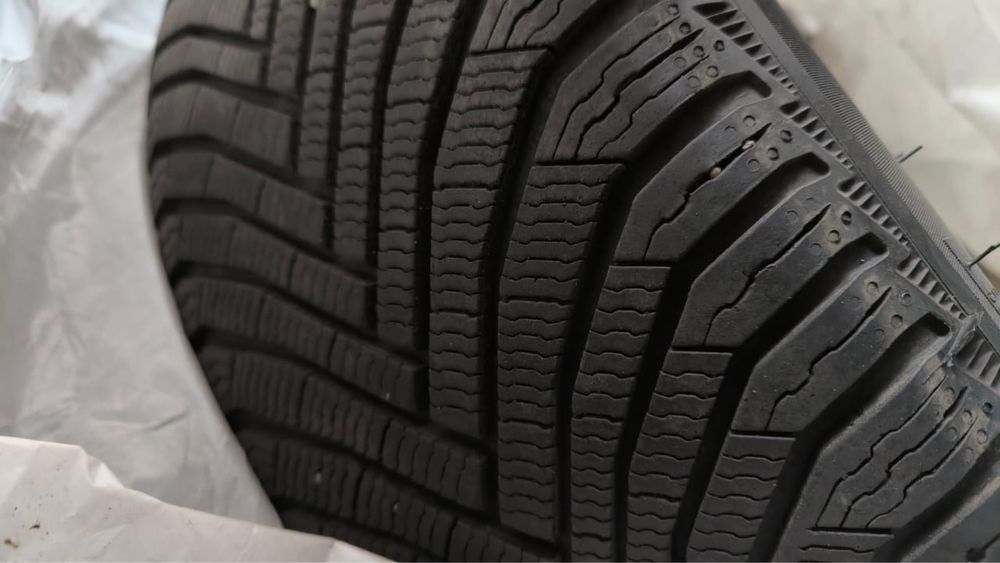 Продам шини Michelin Alpin 7 225/50/17