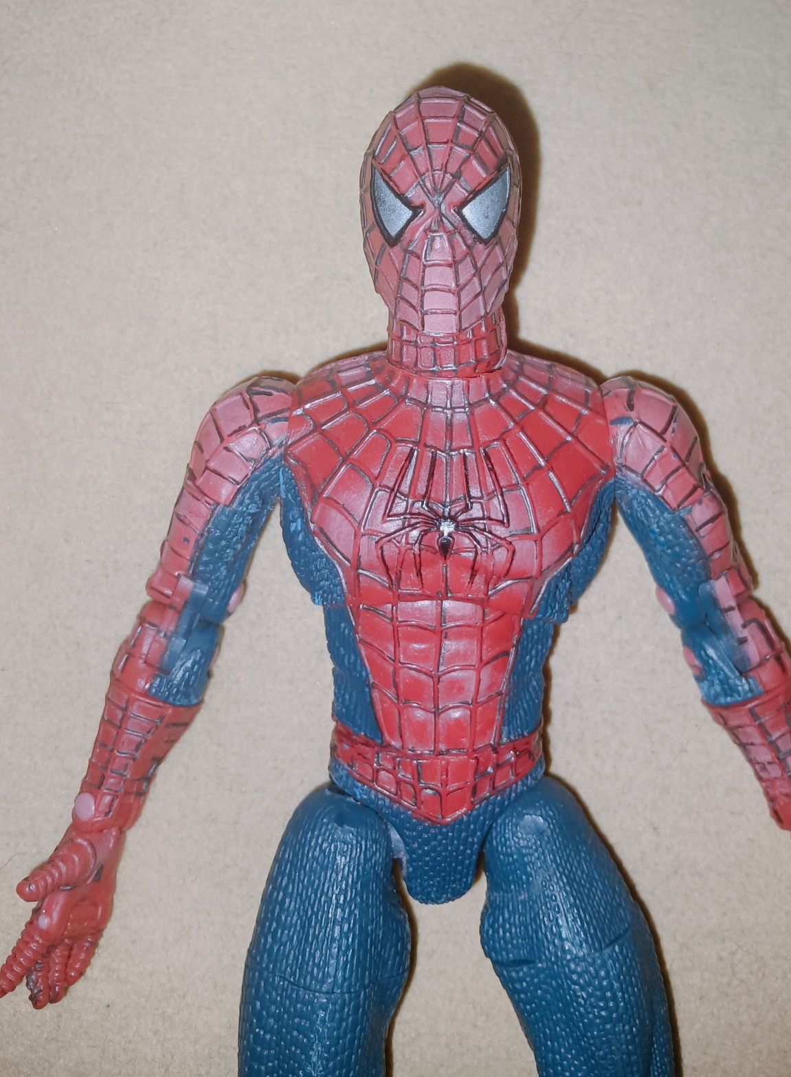 Action figure spider-man