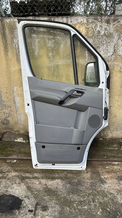 Porta Frente Esquerda Mercedes Sprinter
