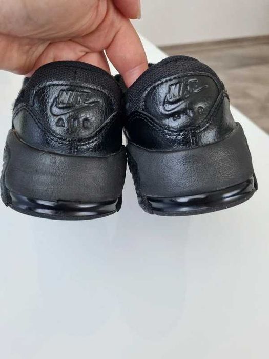 Nike Air Max czarne skórzane sneakersy dziecięce rozm 34