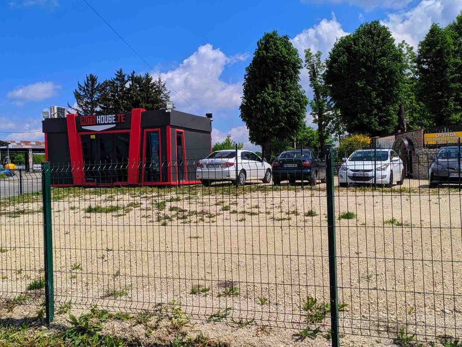 автостоянка в оренду