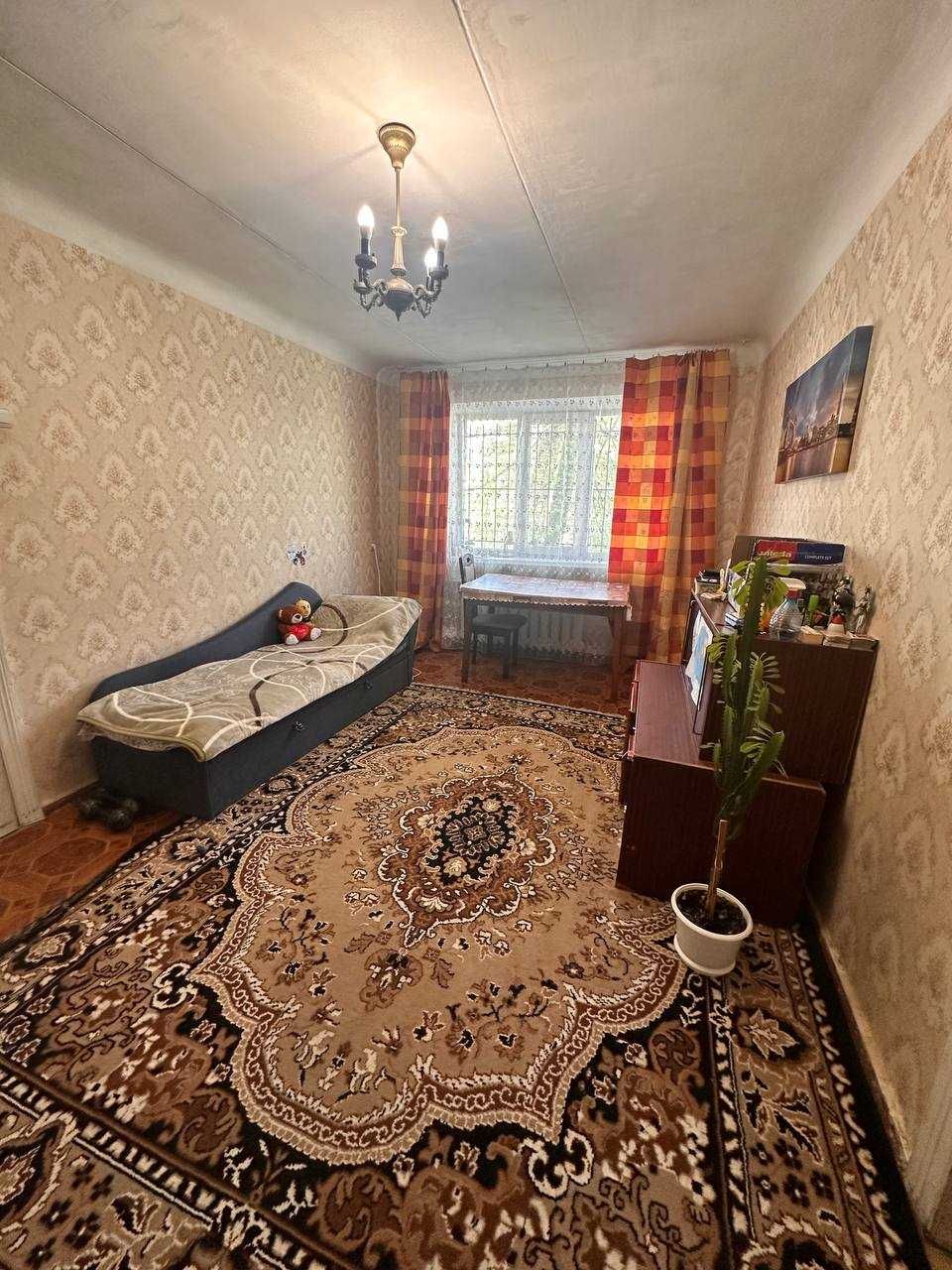 Продам бюджетную 2х комнатную квартиру Правый Берег