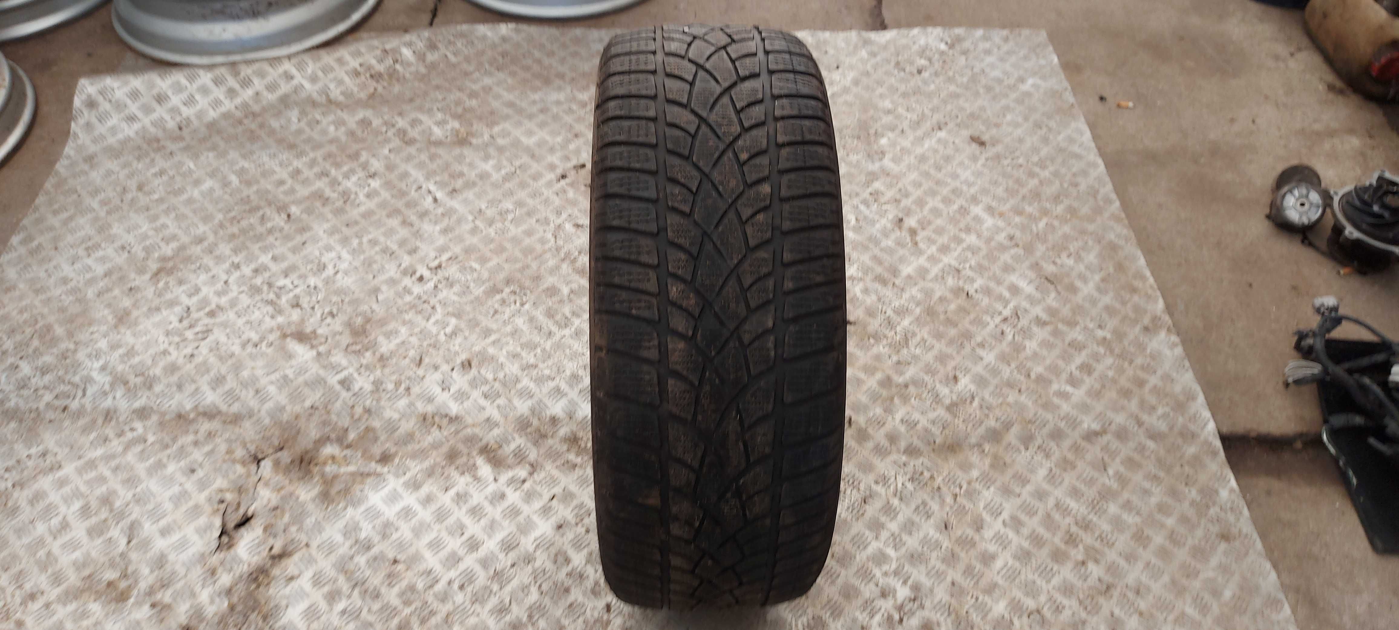 opona zimowa DUNLOP 245/45 R19 2020R