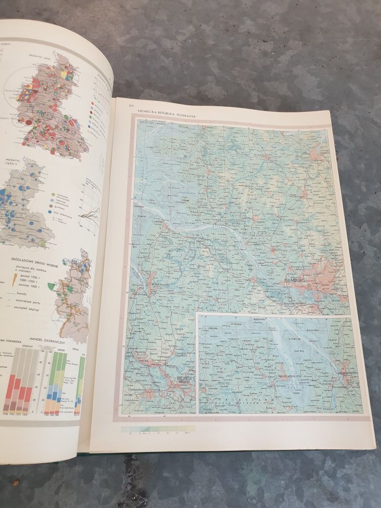 Atlas Świata PWN 1962
