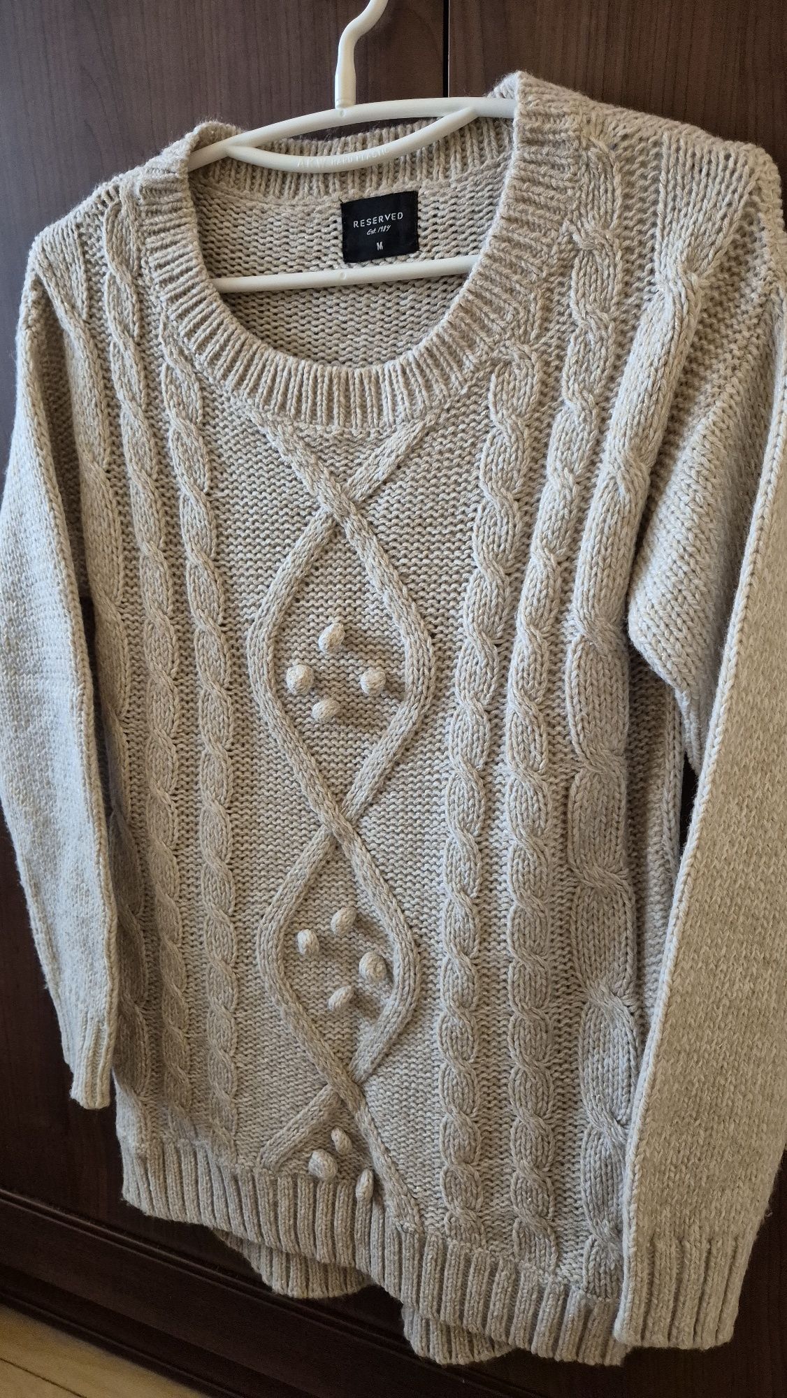 Sweter beżowy r.M, Reserved