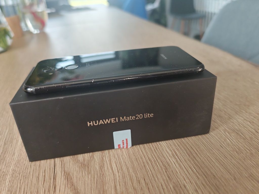 Huawei mate 20 lite