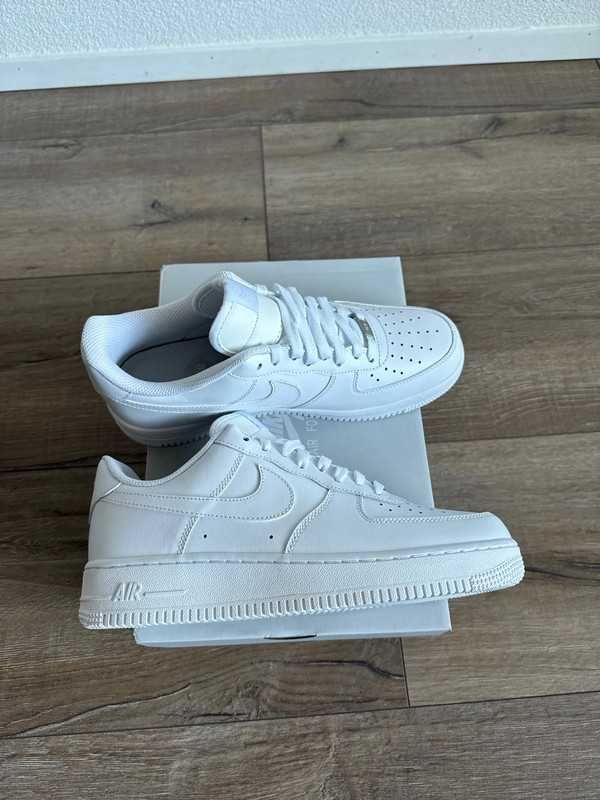 Nike Air Force 1 Low '07 White R.40