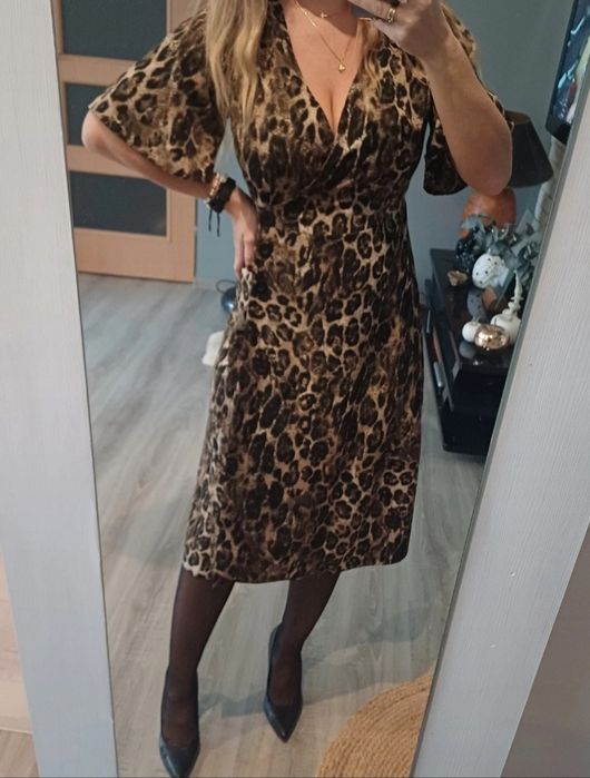 Sukienka elegancka panterka rozmiar m- l
