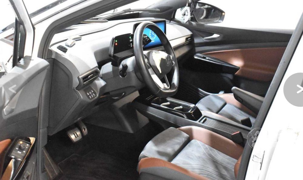 VW. ID4 РОЗБІРКА  запчастини в наявності Капот в колір