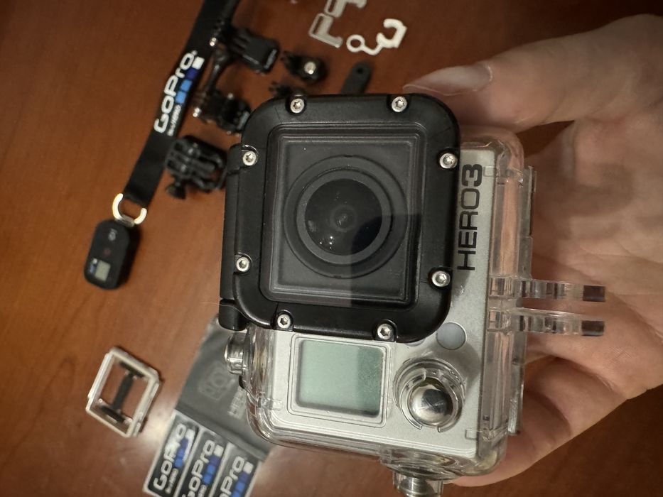 GoPro Hero 3 Silver + acessórios