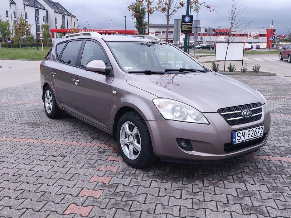 Kia Ceed Kia Cee'd SW CVVT Automat LPG