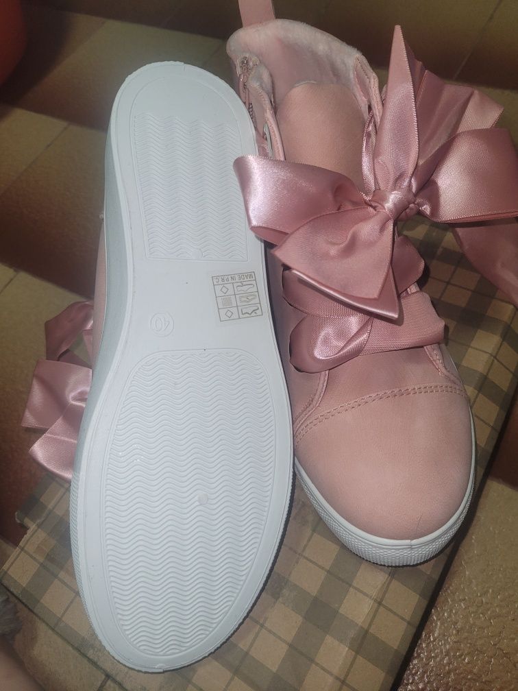 Botas cor de rosa