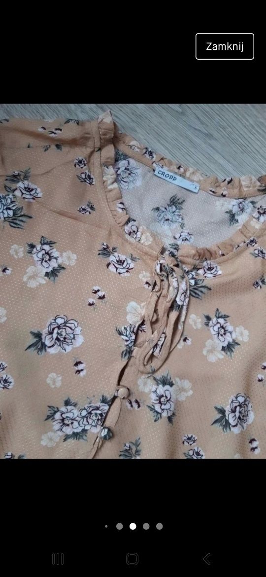 Beżowa koszula w kwiatuszki S cropp hit sezonu najmodniejszy kolor 202