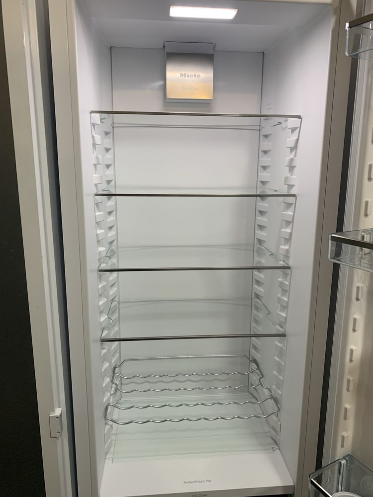 Холодильник Miele k7743