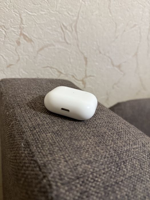 Продам Airpods 3