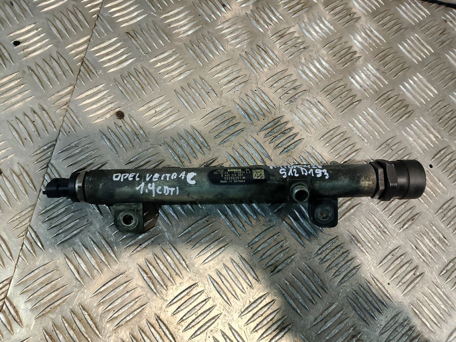 Listwa Wtryskowa Opel Vectra C 1.9 Cdti 0445214057