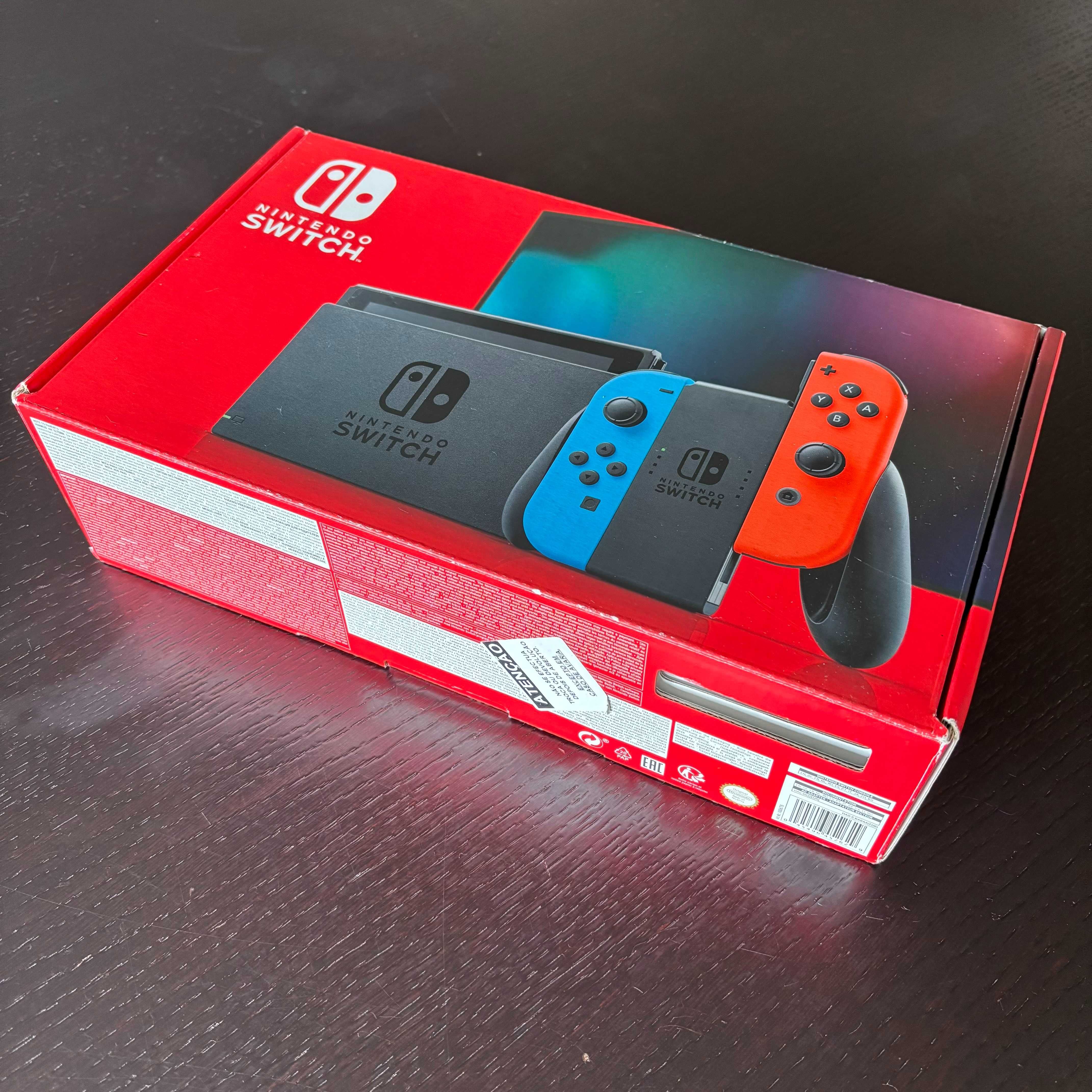 NINTENDO SWITCH C/ 5 jogos + Comando analógico SuperMário
