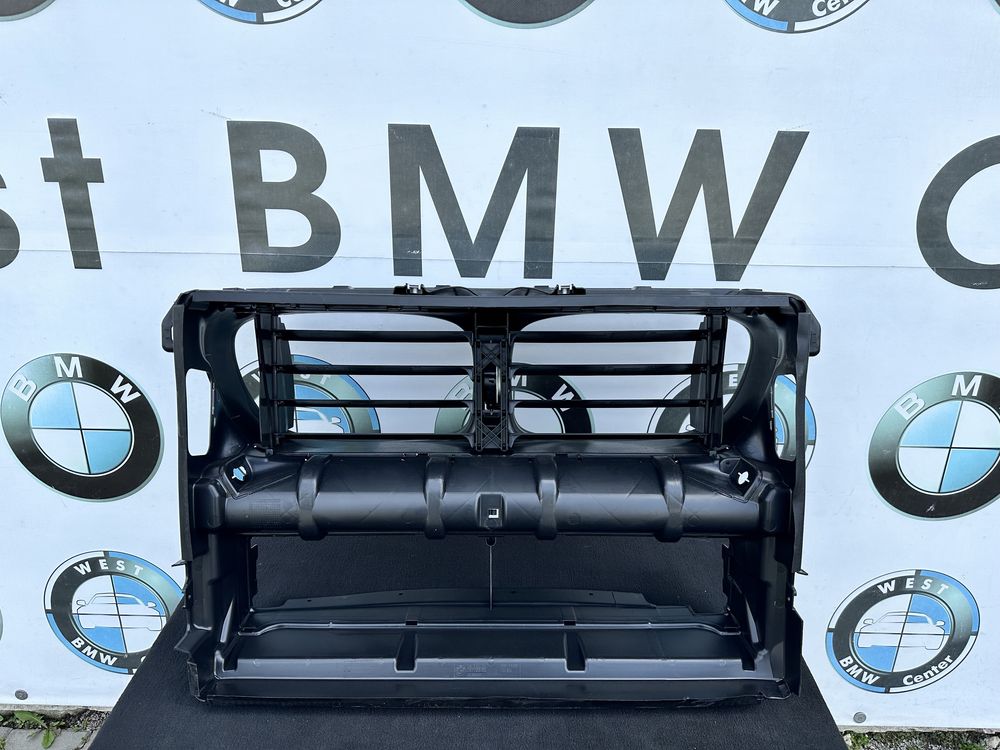 BMW F01 F02 установочна панель бмв ф01 ф02 телевізор жалюзі