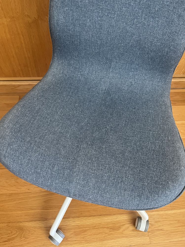 Cadeira de escritorio IKEA