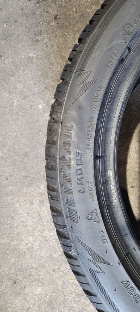 205/50r17 93V Bridgestone Blizzak LM005 z 2022r ładne.