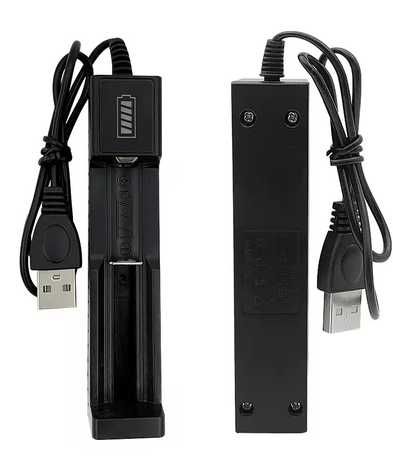 Ładowarka baterii na USB Mała Akumulatorków AA i AAA.