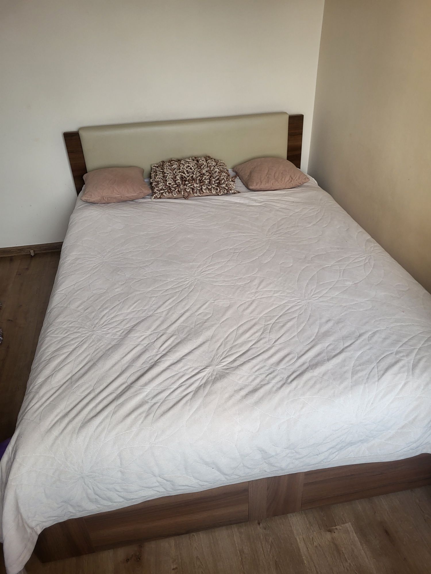 Sypialnia łóżko 150x200