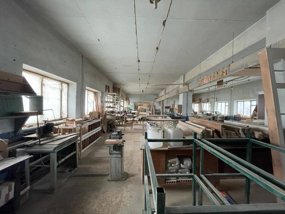 продаж комплексу будівель