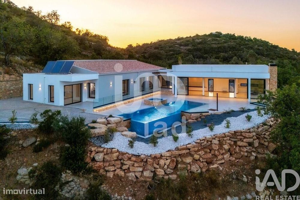 Casa / Villa T4 em Loulé (São Sebastião) de 235,00 m2