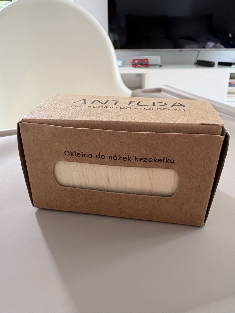 Antilop z podnozkiem