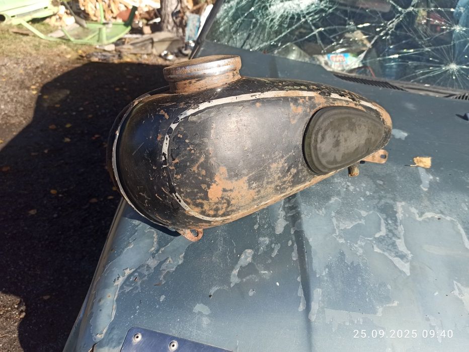 Продам бак на ретро мото техніку м55