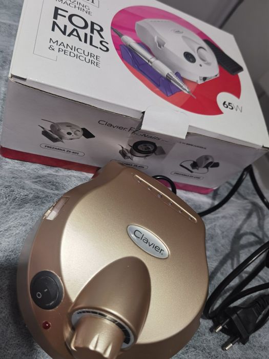 Фреза Clavier 65 w - 120 zł
Лампа UV LED Sun C4 plus 256 w - 5