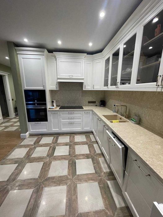 Сдам 3к,Печерськ,ЖК"Підвисоцький",Кахи Бендукідзе 2.Велика,123м!Без%%%