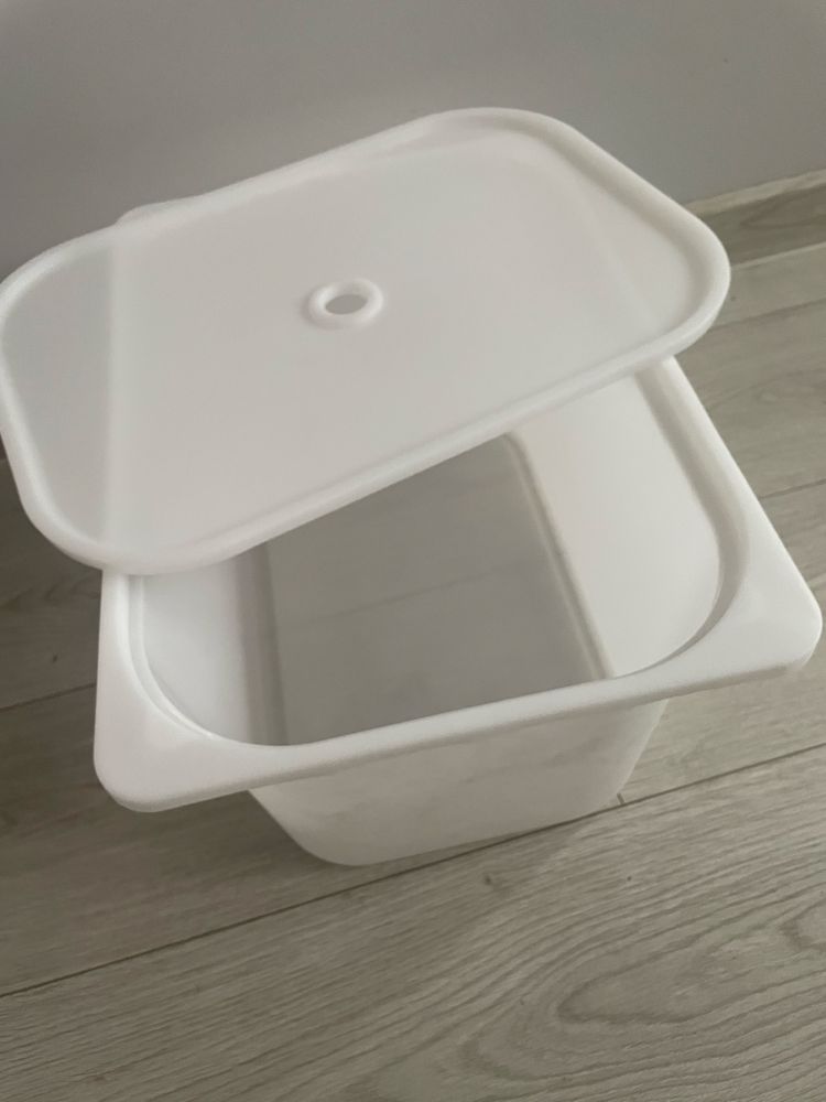 Pojemniki trofast Ikea