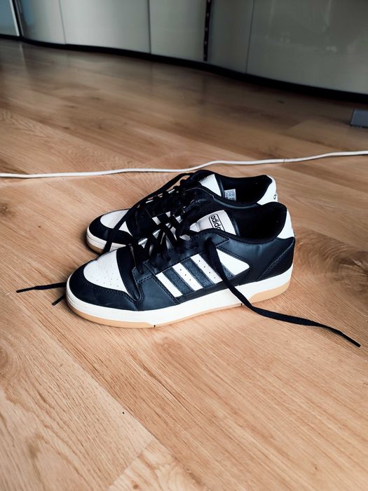 Adidas sneakersy 39 i 1/3