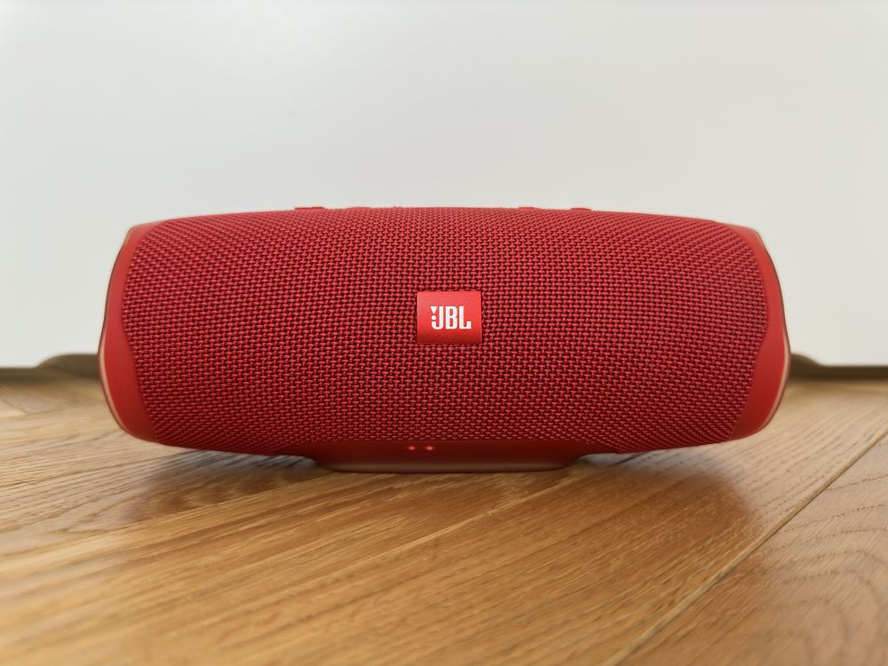 JBL Charge 4 Czerwony