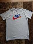t-shirt mlodziezowy Nike color triple swoosh central logo(unisex)