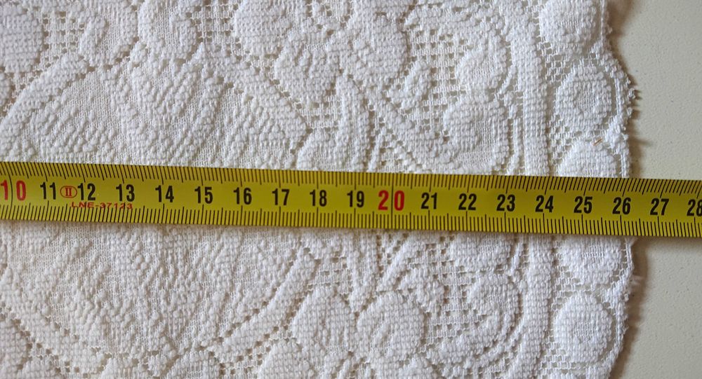 Stara okrągła serweta, 26 cm średnicy