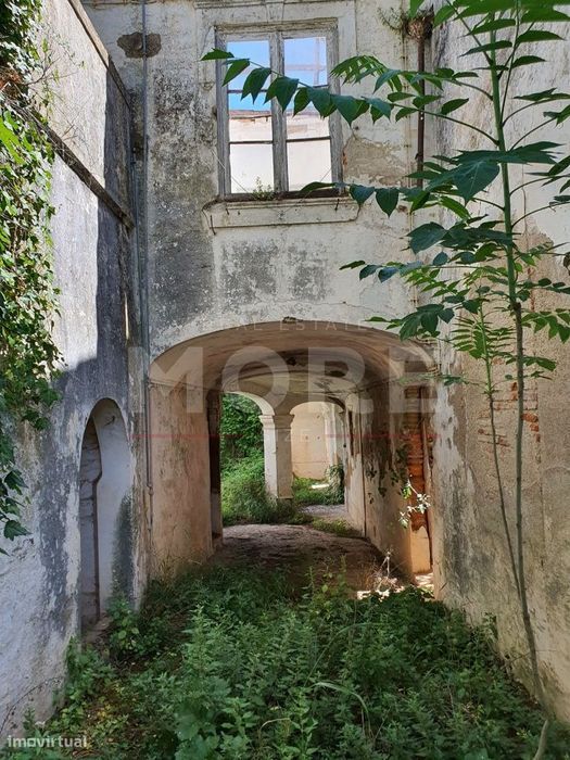 Palácio no Centro de Vila Viçosa