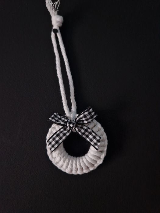 Zestaw 10 mini wianków