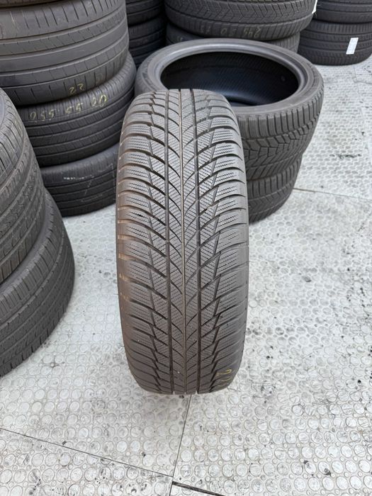 225-60 R18 104H Bridgestone Blizzak LM001 RFT RSC 2023  розпаровка 1шт