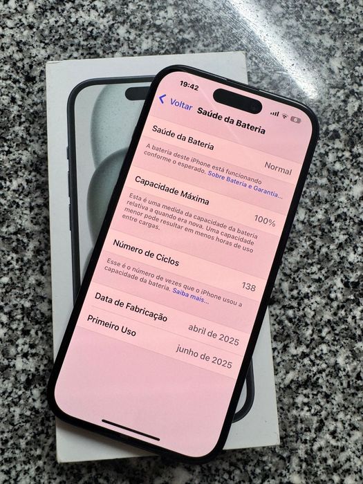 iPhone 15, 128 GB, like new, no signs of use, with original box and cable64298042695426123