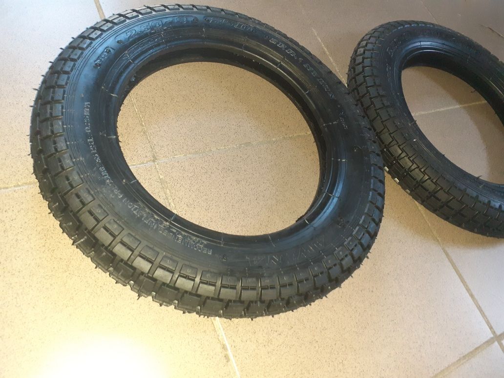 Nowe opony kpl romet motorynka 2,50-9"