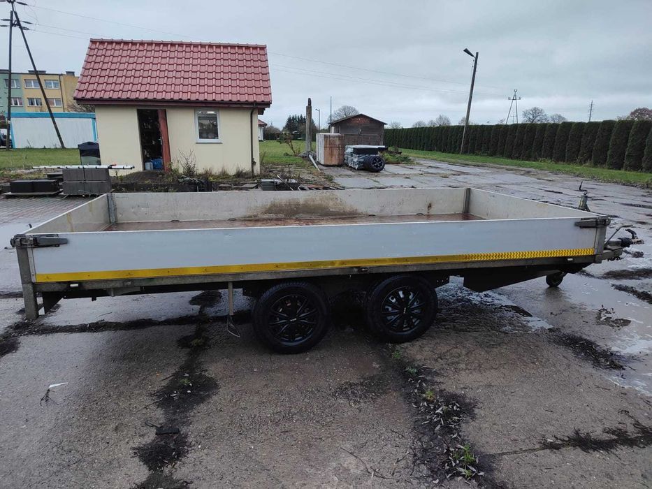 Przyczepa Eduard 2700 DMC