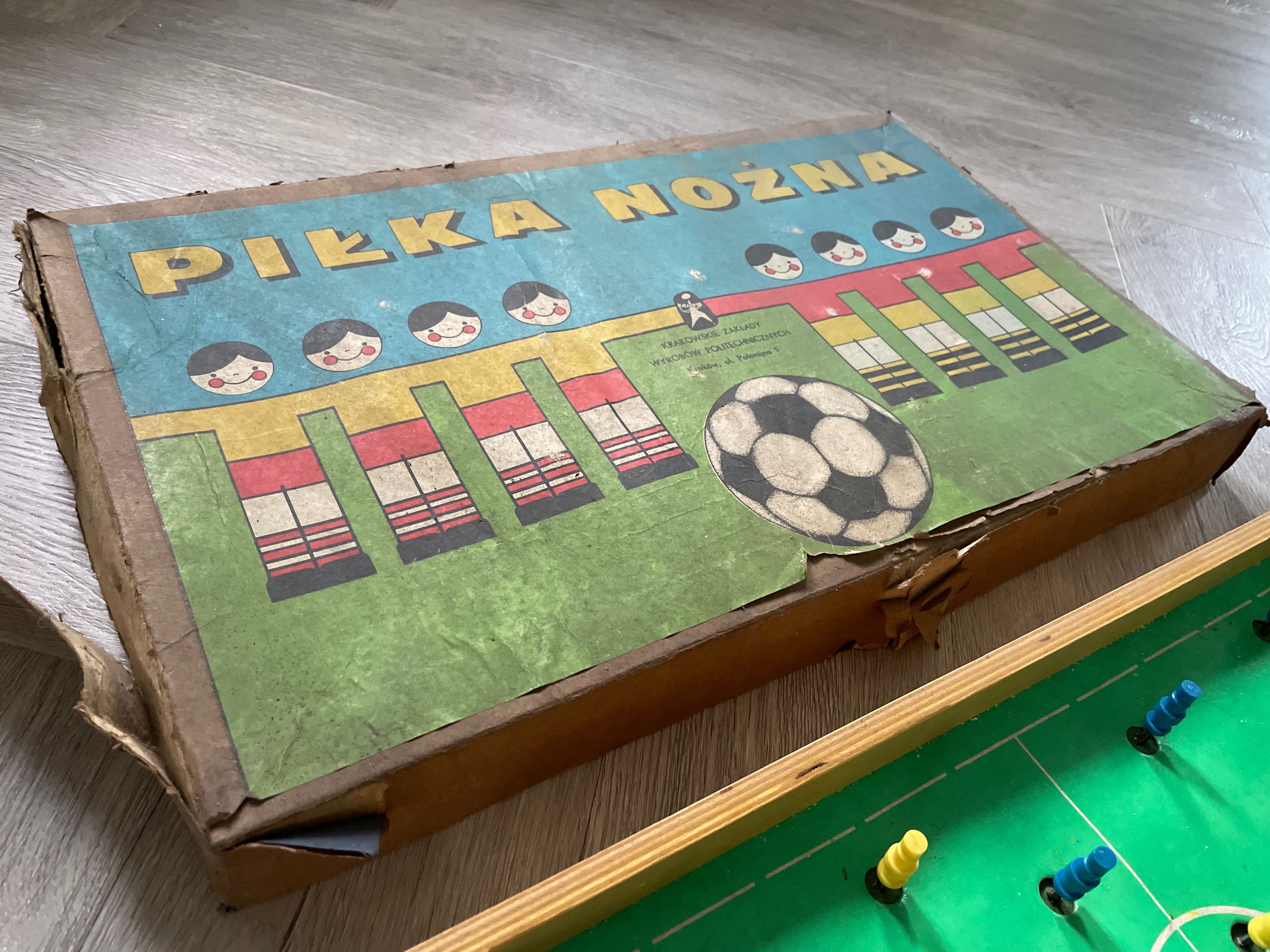 Retro gra Piłka Nożna