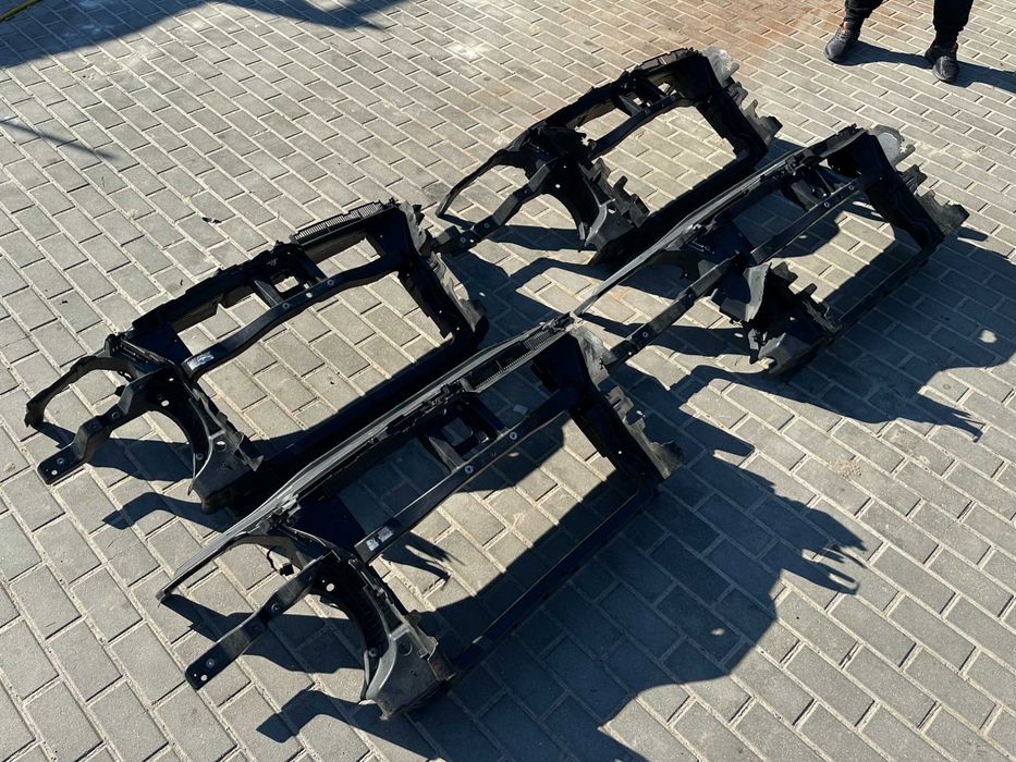 Передня панель, телевізор Пассат Б6 установочка панель Passat B6 пасат